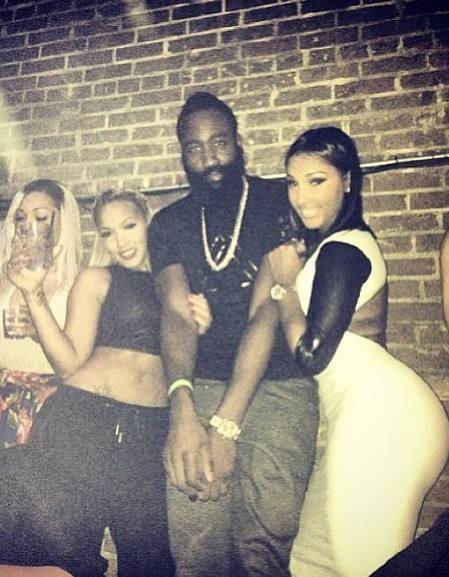 强牌故事 强牌故事