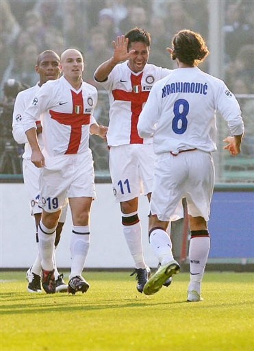 首球高位速 首球高位速